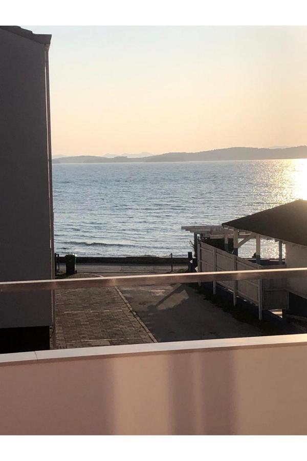 Beach Front Paradise Apartment Sukošan Exterior foto